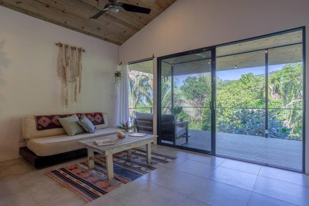The Surf Journey Casita Villa อูวีตา ภายนอก รูปภาพ