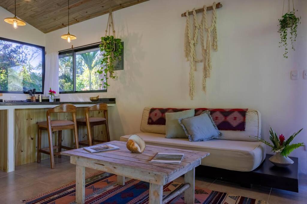 The Surf Journey Casita Villa อูวีตา ภายนอก รูปภาพ